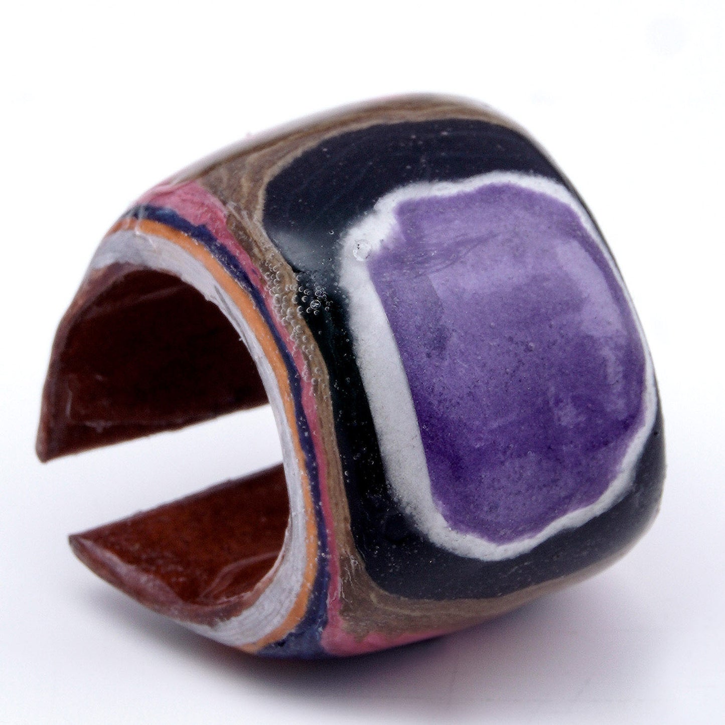 anillo de papel, joyas de papel, accesorios de papel, anillos de papel artesanales, collares de papel, joyas de papel reciclado,